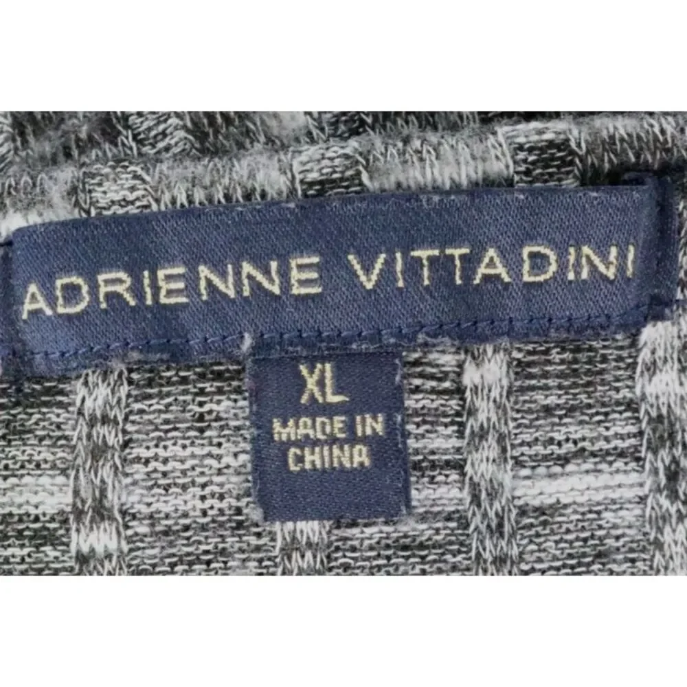 Adrienne Vittadini Sweater Pullover Womens Size XL Gray Heathered Button Accents